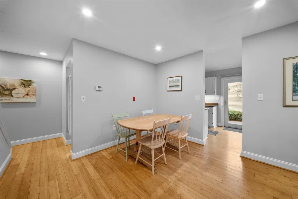 124 Spinnaker Way Portsmouth NH 03801