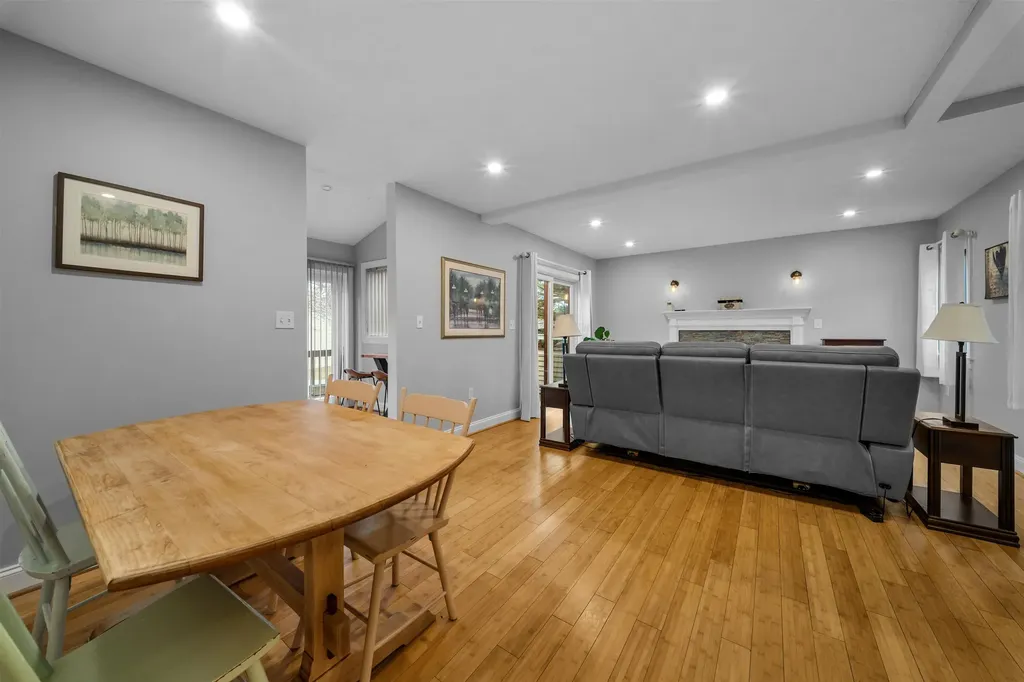 124 Spinnaker Way Portsmouth NH 03801