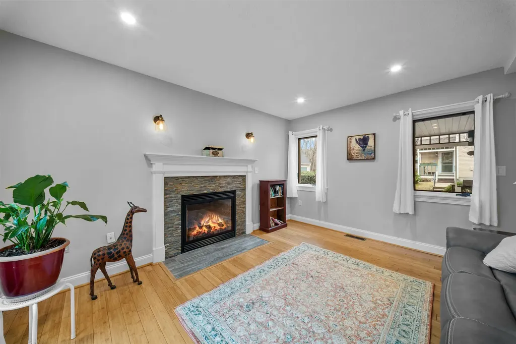 124 Spinnaker Way Portsmouth NH 03801
