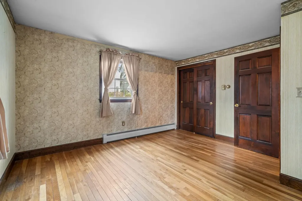 10 Vespa Lane Nashua NH 03064-1163