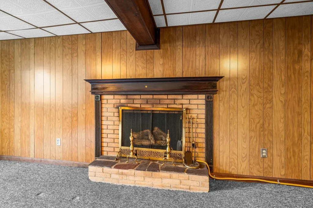 10 Vespa Lane Nashua NH 03064-1163