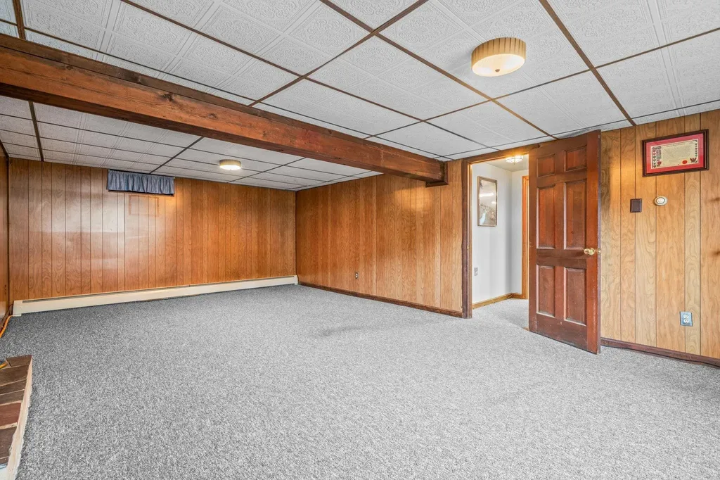 10 Vespa Lane Nashua NH 03064-1163