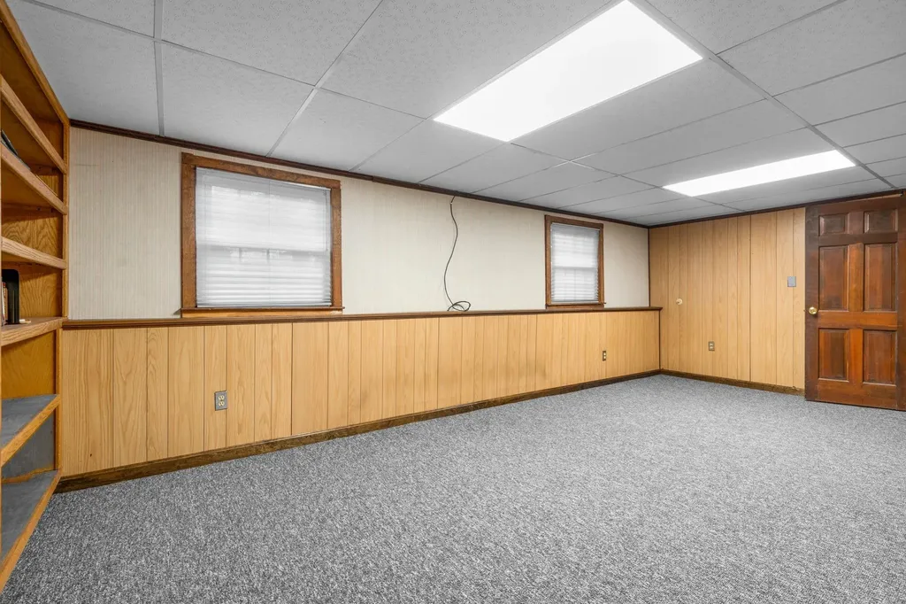 10 Vespa Lane Nashua NH 03064-1163