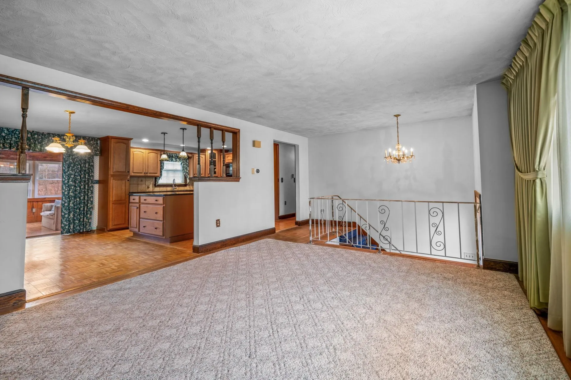 10 Vespa Lane Nashua NH 03064-1163