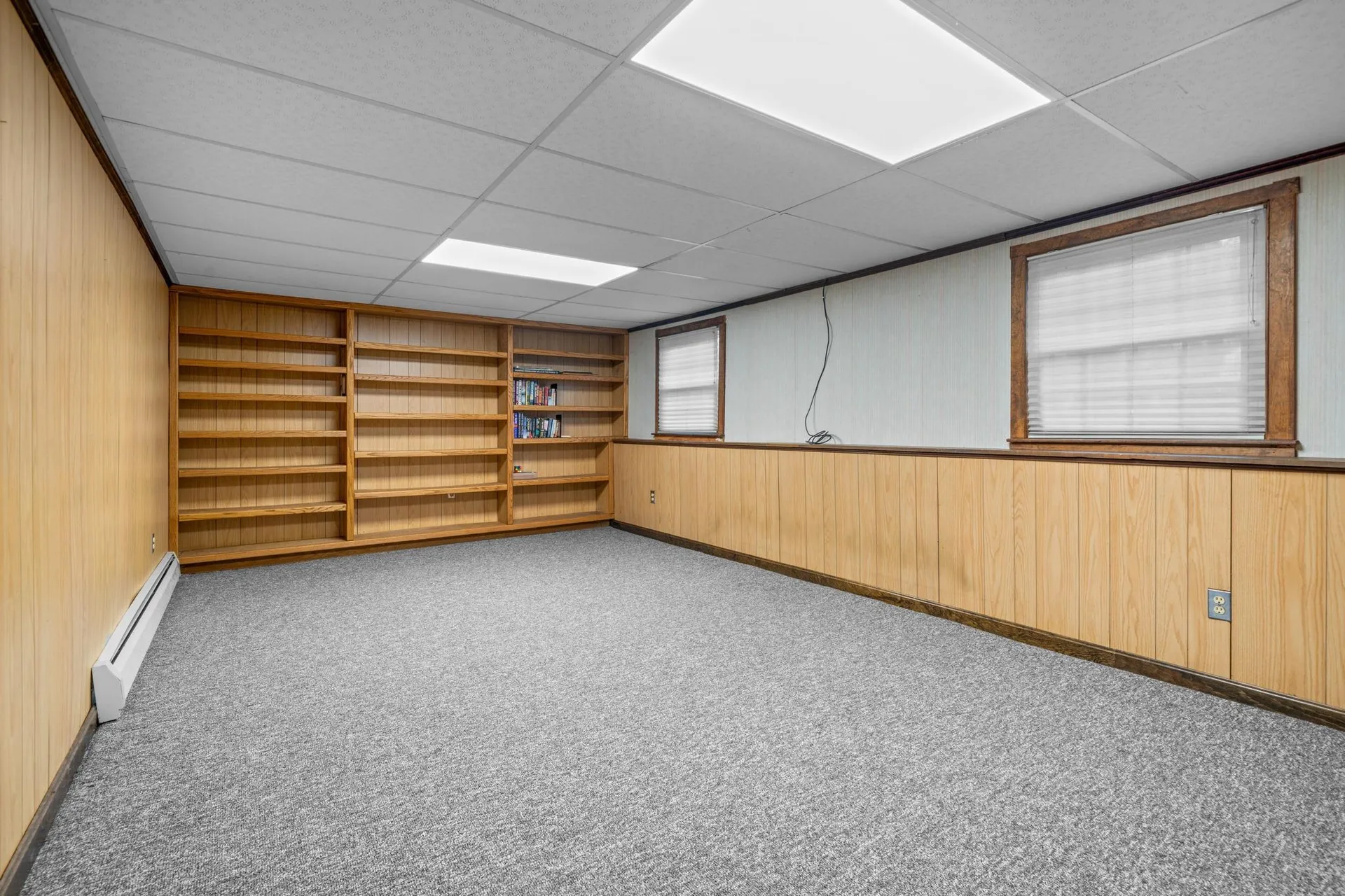 10 Vespa Lane Nashua NH 03064-1163