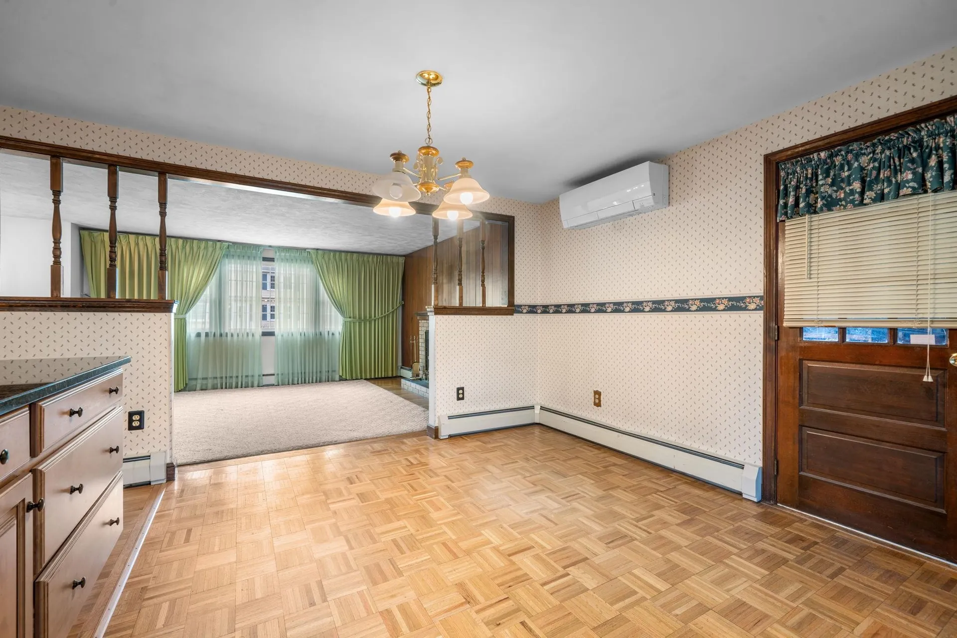 10 Vespa Lane Nashua NH 03064-1163