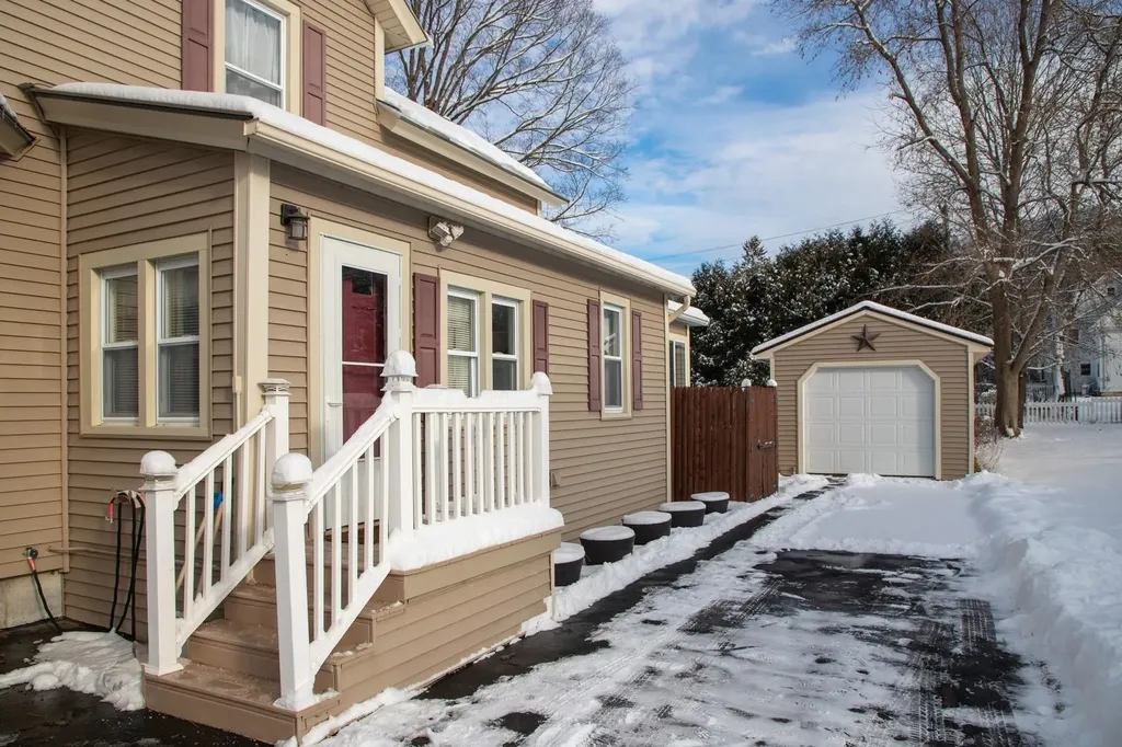 76 South Street Proctor VT 05765