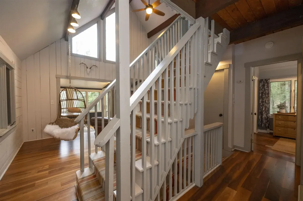 988 Old Quechee Road Hartford VT 05059