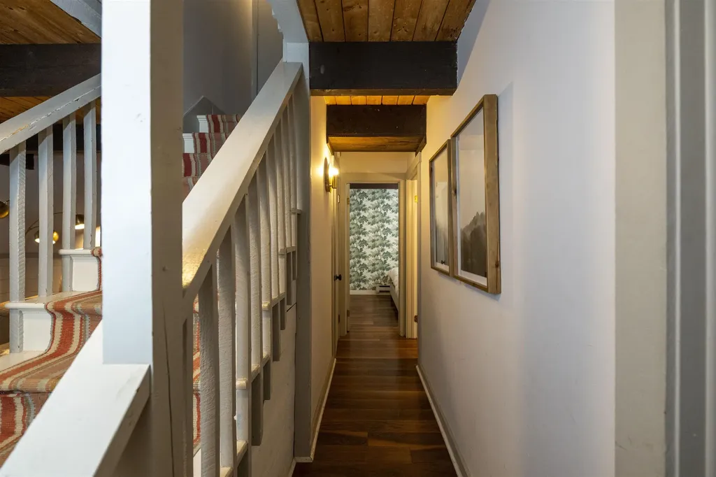 988 Old Quechee Road Hartford VT 05059