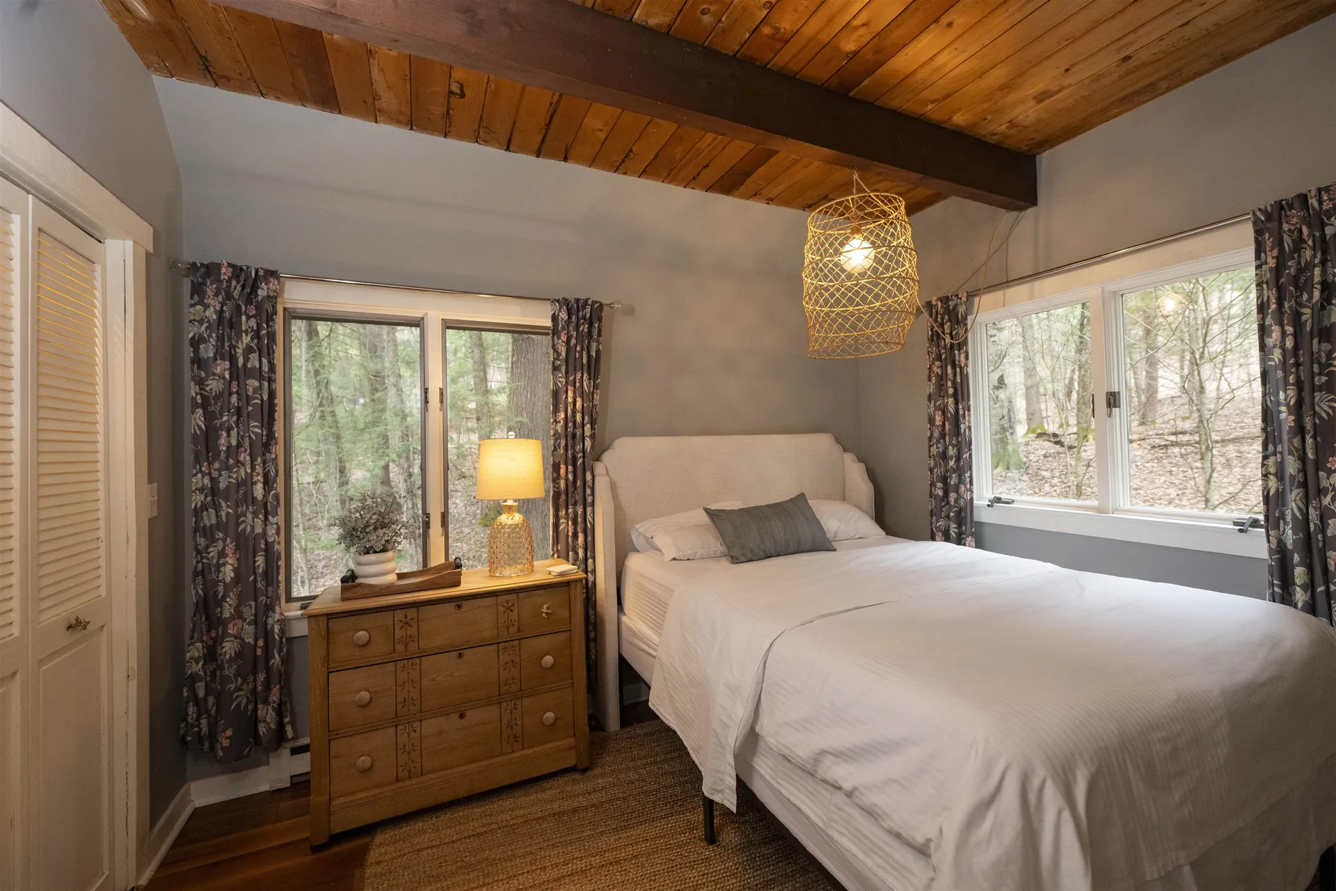 988 Old Quechee Road Hartford VT 05059