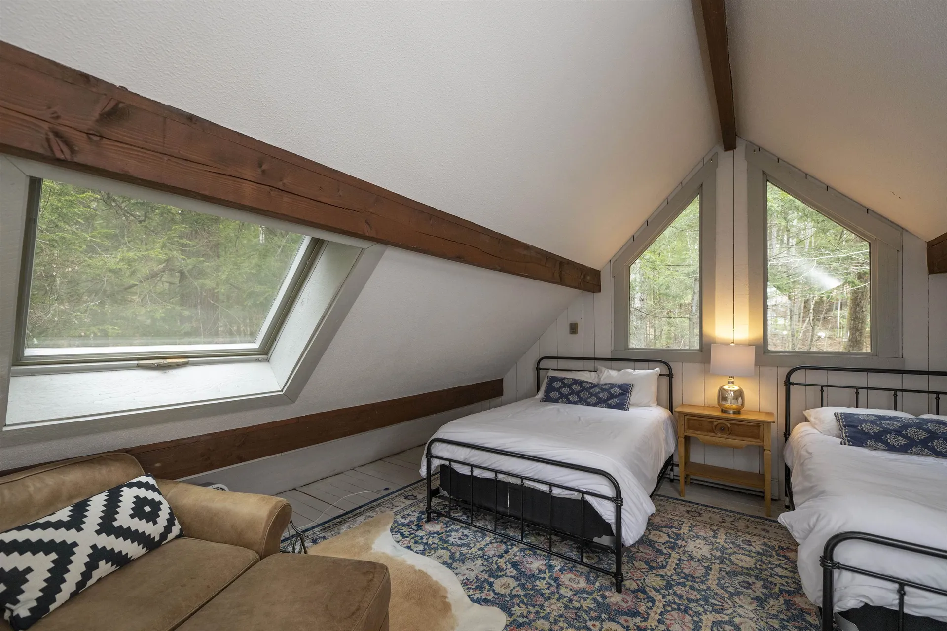 988 Old Quechee Road Hartford VT 05059