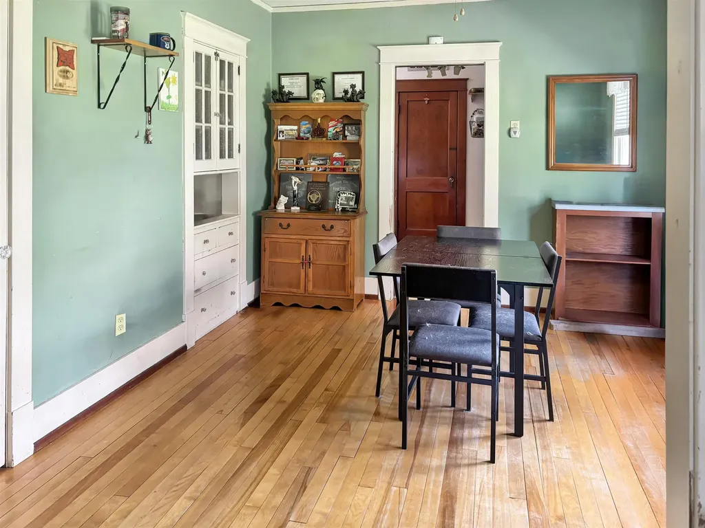 107 Grove Street Rutland City VT 05701