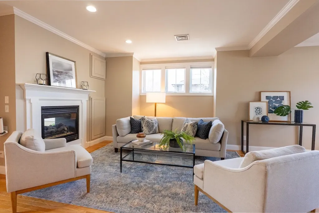 5 Old Parish Way Portsmouth NH 03801