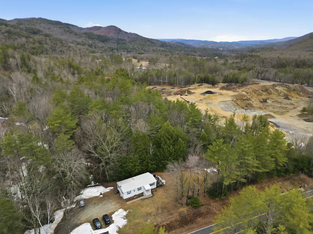 144 Halls Brook Road Rumney NH 03266