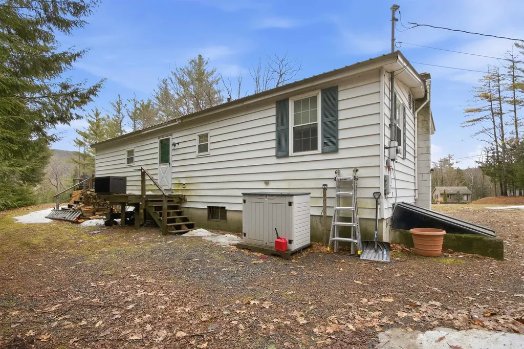 144 Halls Brook Road Rumney NH 03266