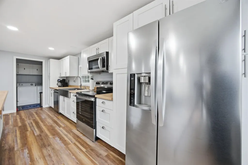 144 Halls Brook Road Rumney NH 03266