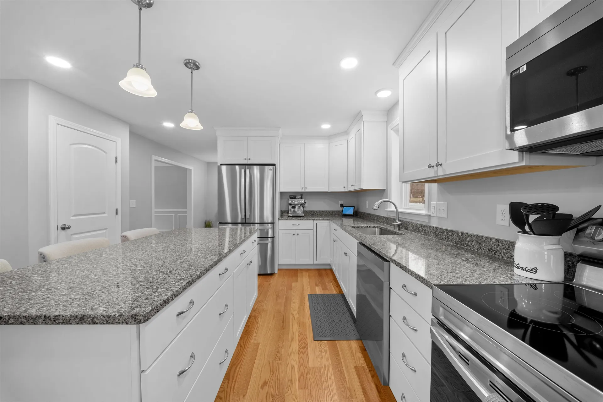 4 Lorelai Way Nashua NH 03062