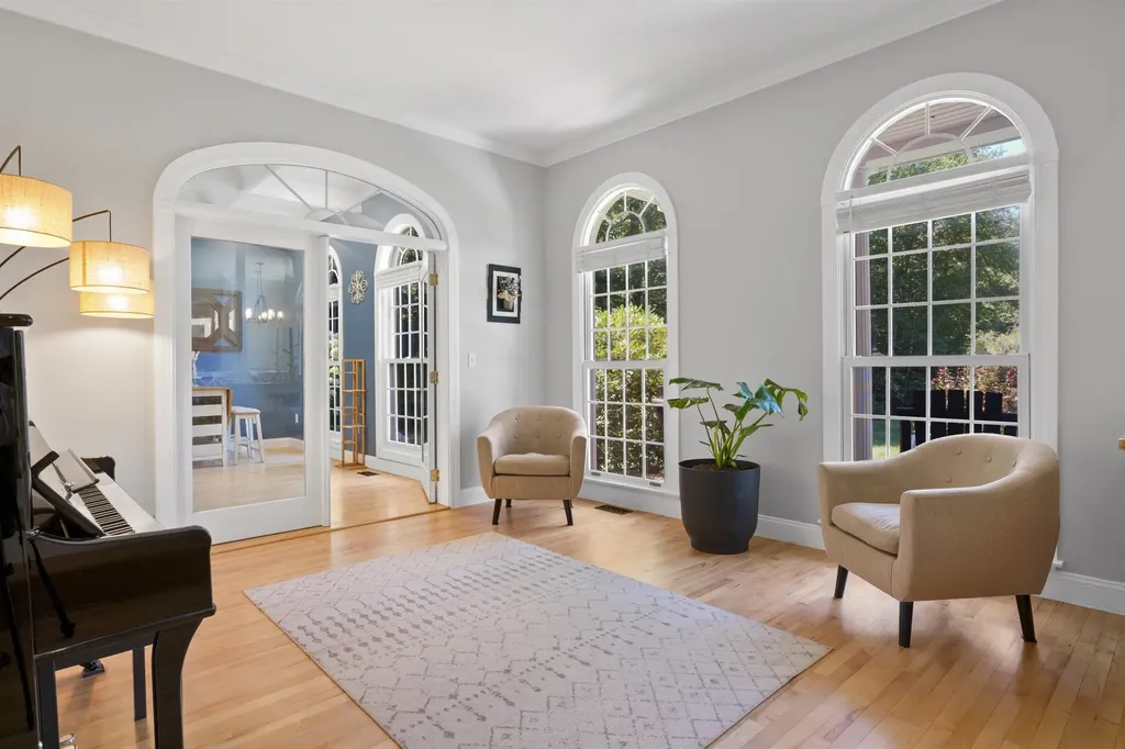 1 Deer Track Lane Concord NH 03301