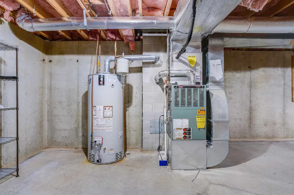 1 Deer Track Lane Concord NH 03301