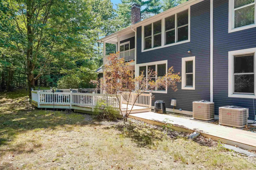 1 Deer Track Lane Concord NH 03301