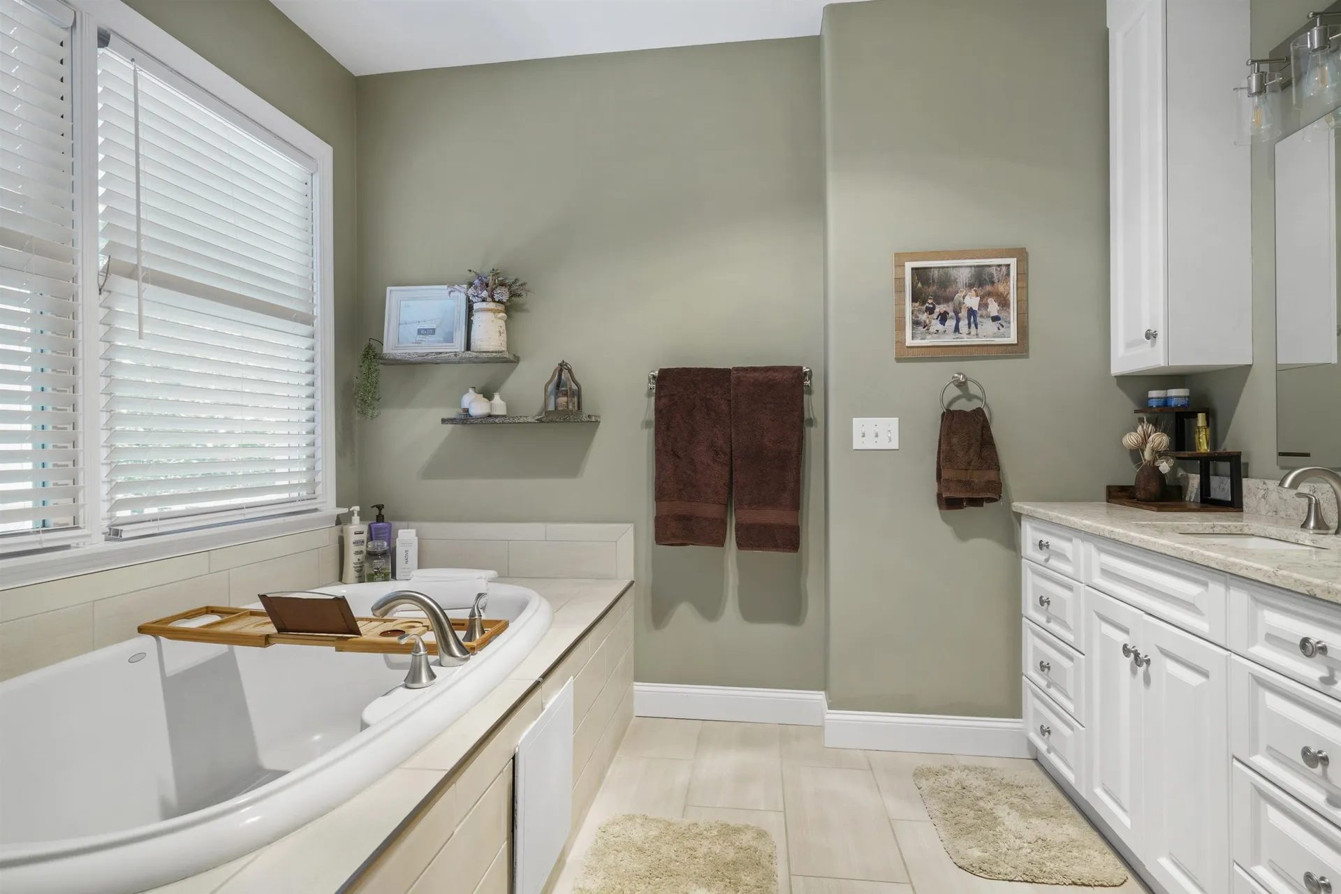 1 Deer Track Lane Concord NH 03301