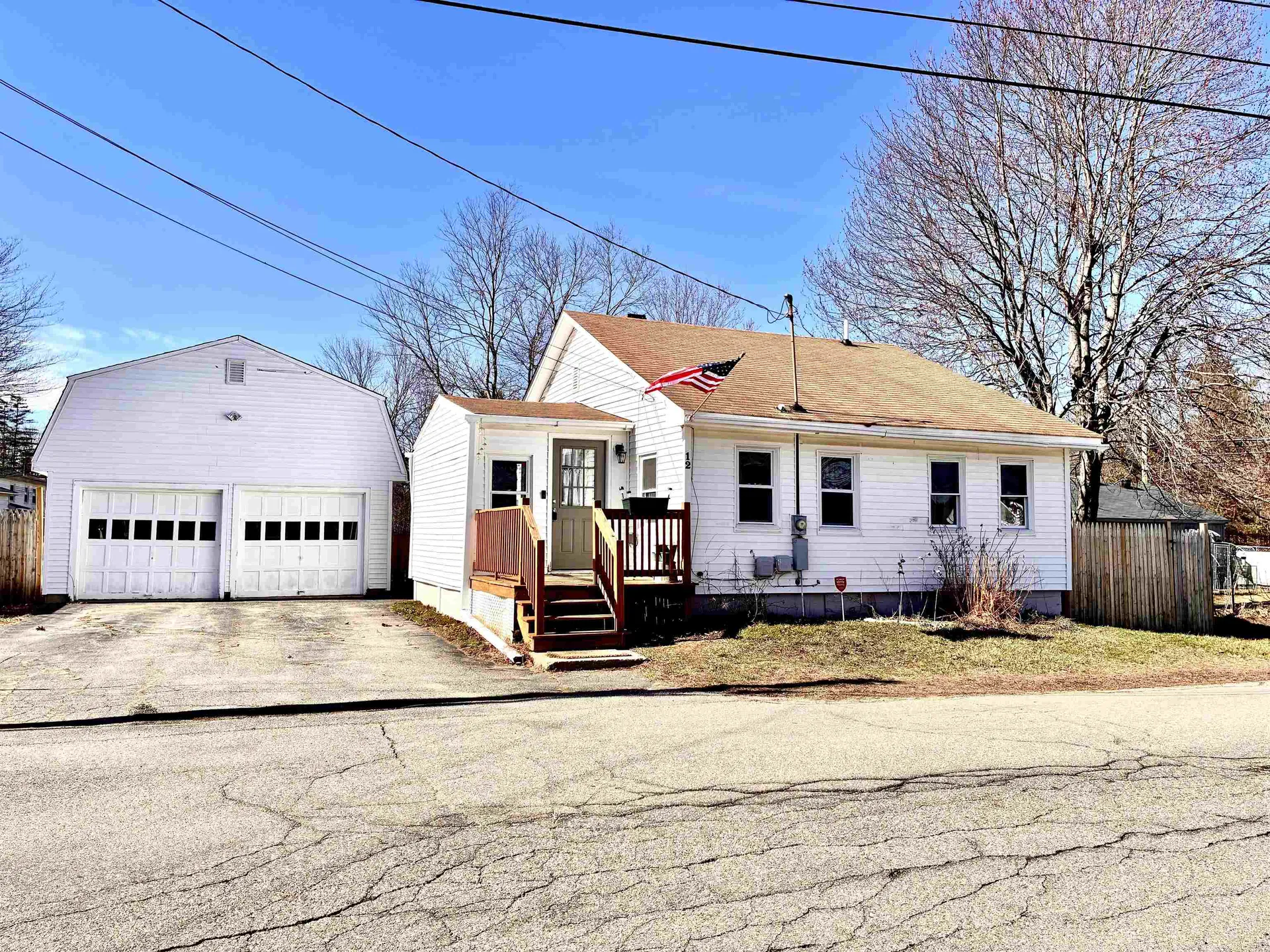 12 Lawn Avenue Rochester NH 03867