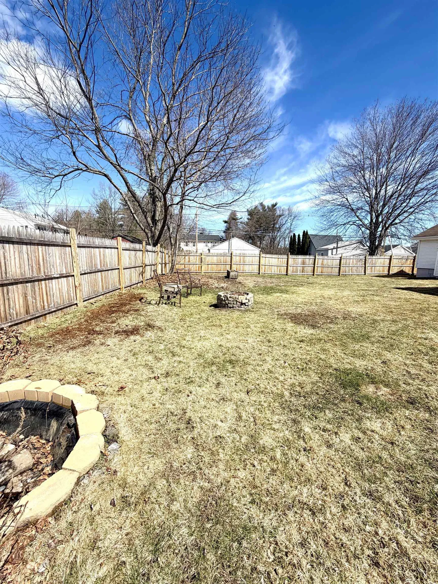 12 Lawn Avenue Rochester NH 03867