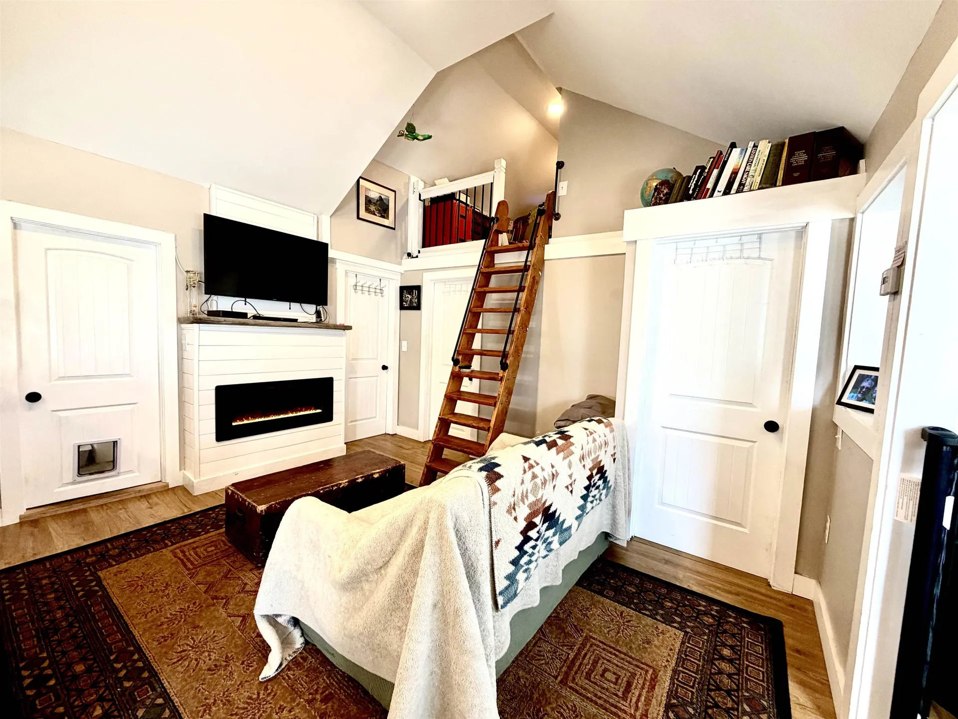 12 Lawn Avenue Rochester NH 03867