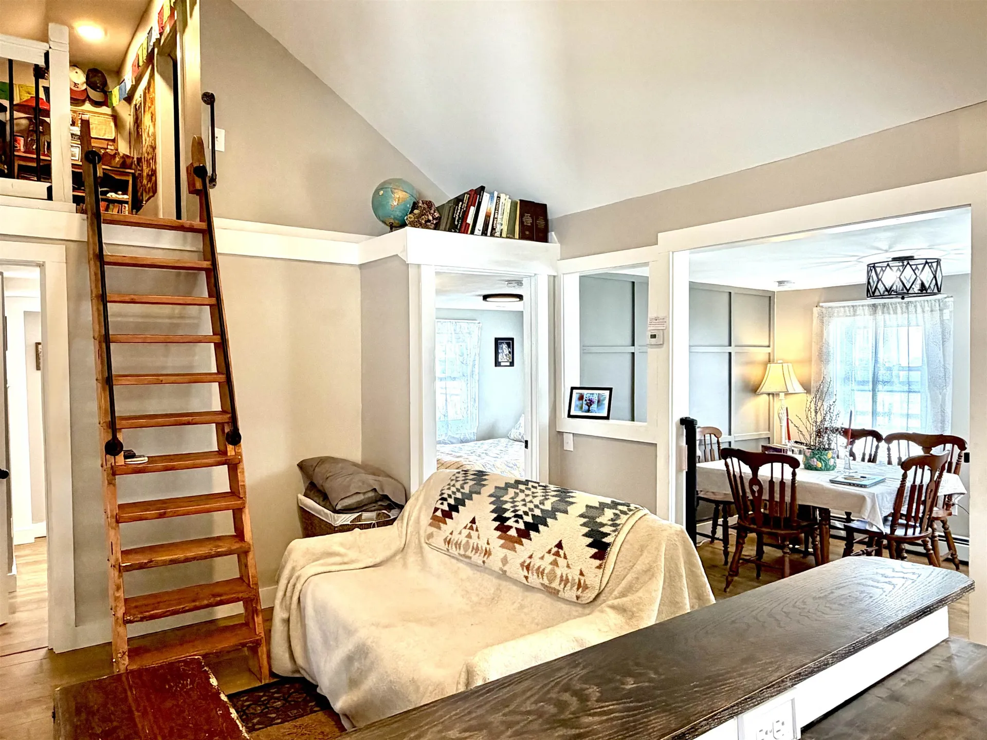 12 Lawn Avenue Rochester NH 03867