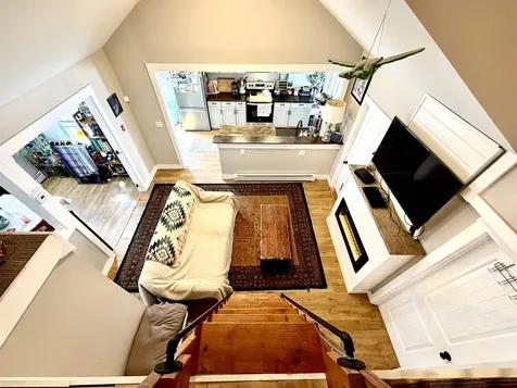 12 Lawn Avenue Rochester NH 03867