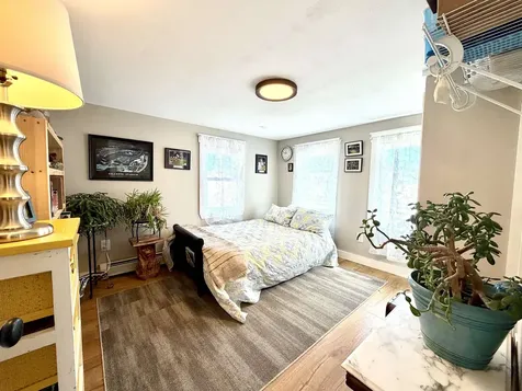 12 Lawn Avenue Rochester NH 03867