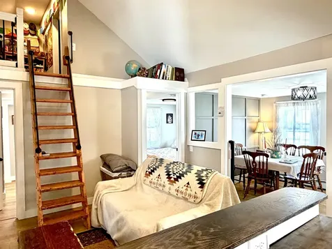 12 Lawn Avenue Rochester NH 03867