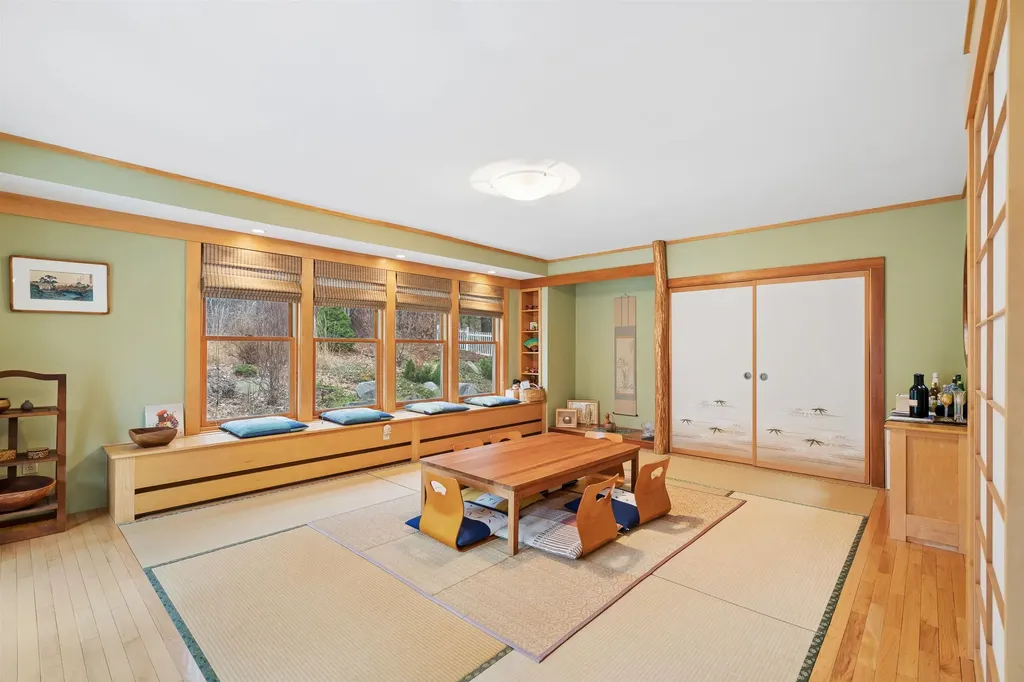 14 Macdonald Drive Hanover NH 03755