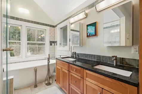 14 Macdonald Drive Hanover NH 03755