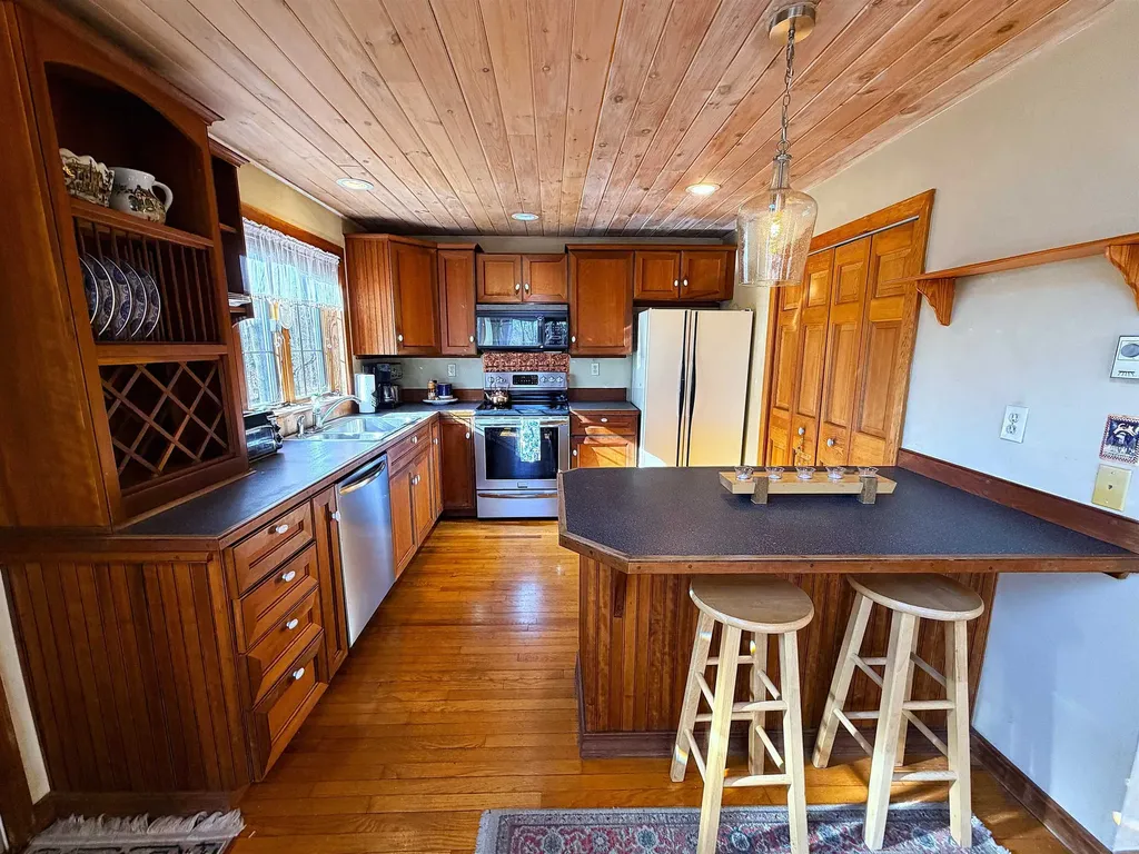 14 Smoke Street Barrington NH 03825