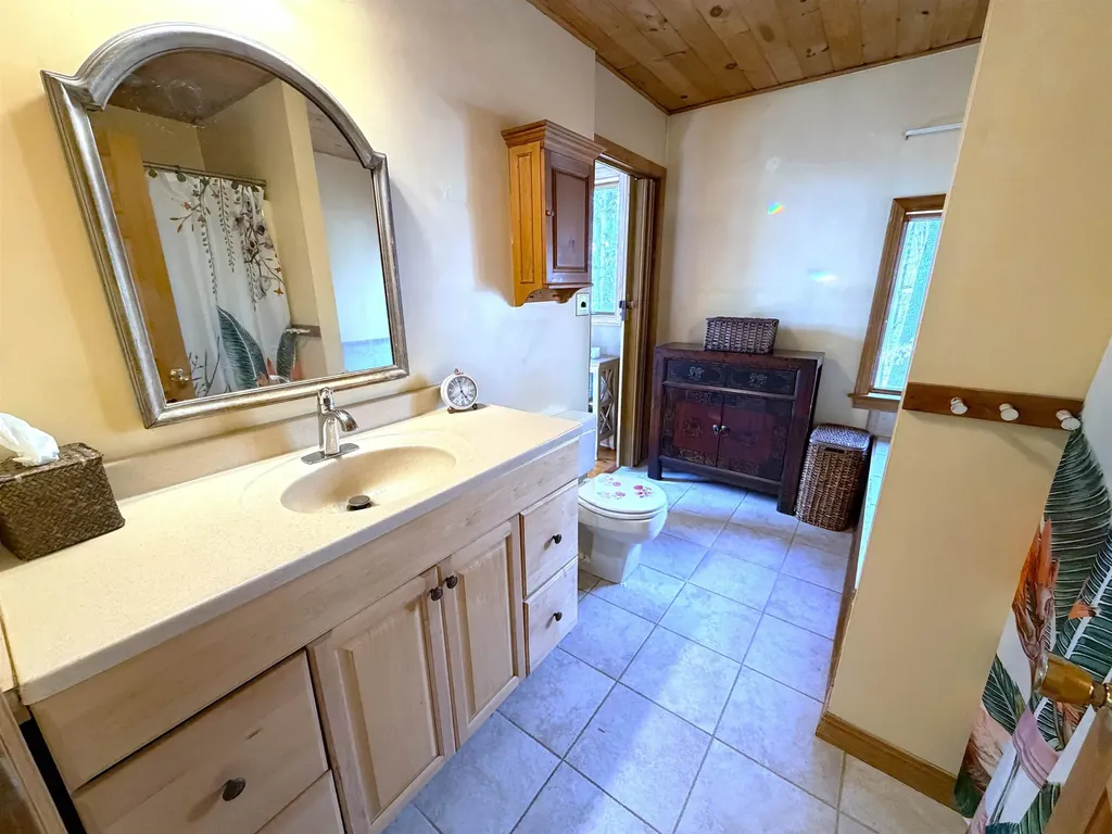 14 Smoke Street Barrington NH 03825