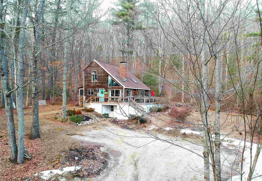 14 Smoke Street Barrington NH 03825