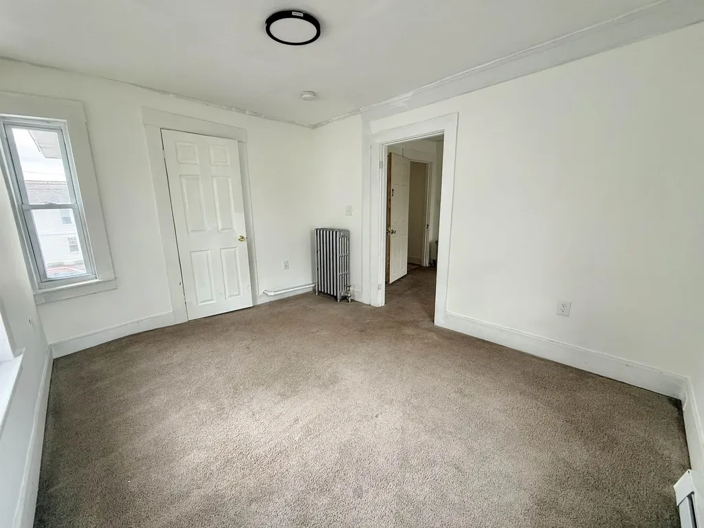 28 Brook Street Manchester NH 03104
