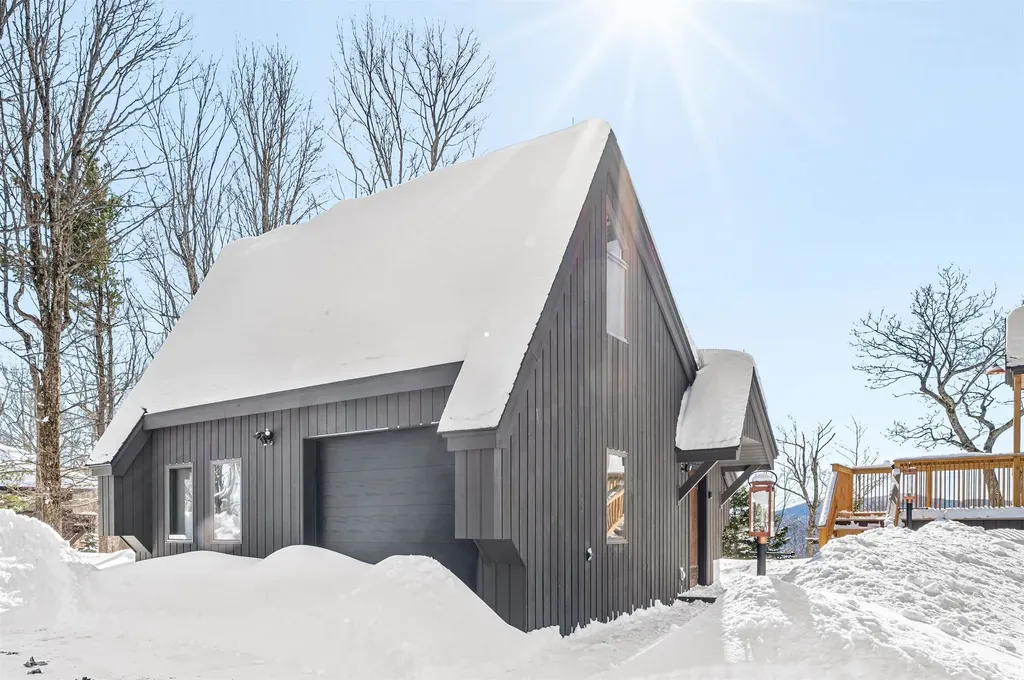 764 Upper Sparrow Hawk Road Rochester VT 05767