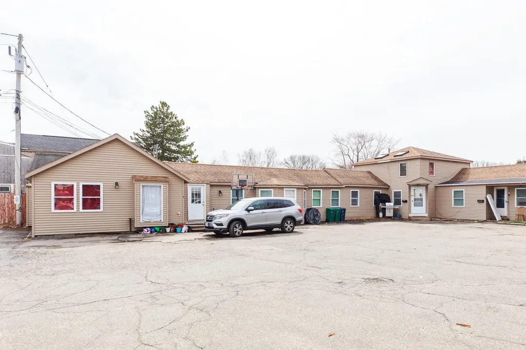 852 Lafayette Road Hampton NH 03842