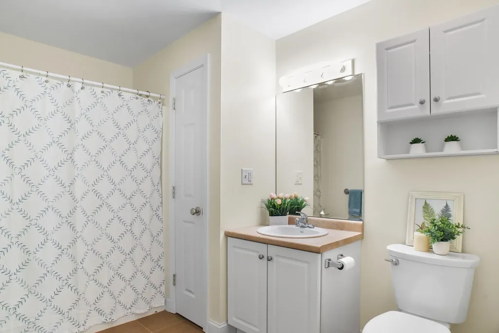 59 Cluff Road Salem NH 03079