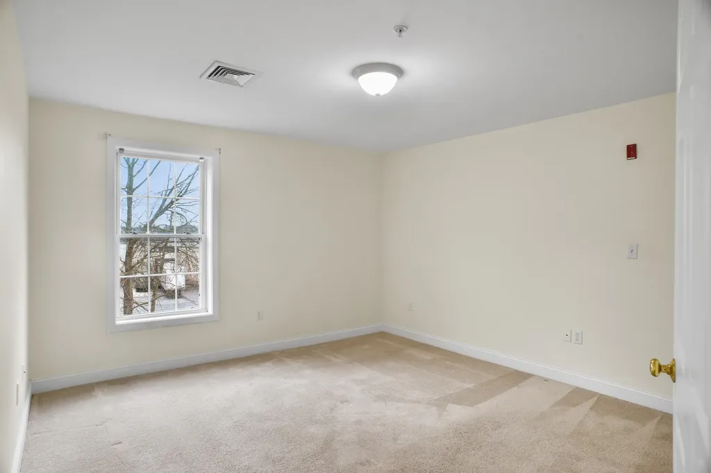 59 Cluff Road Salem NH 03079