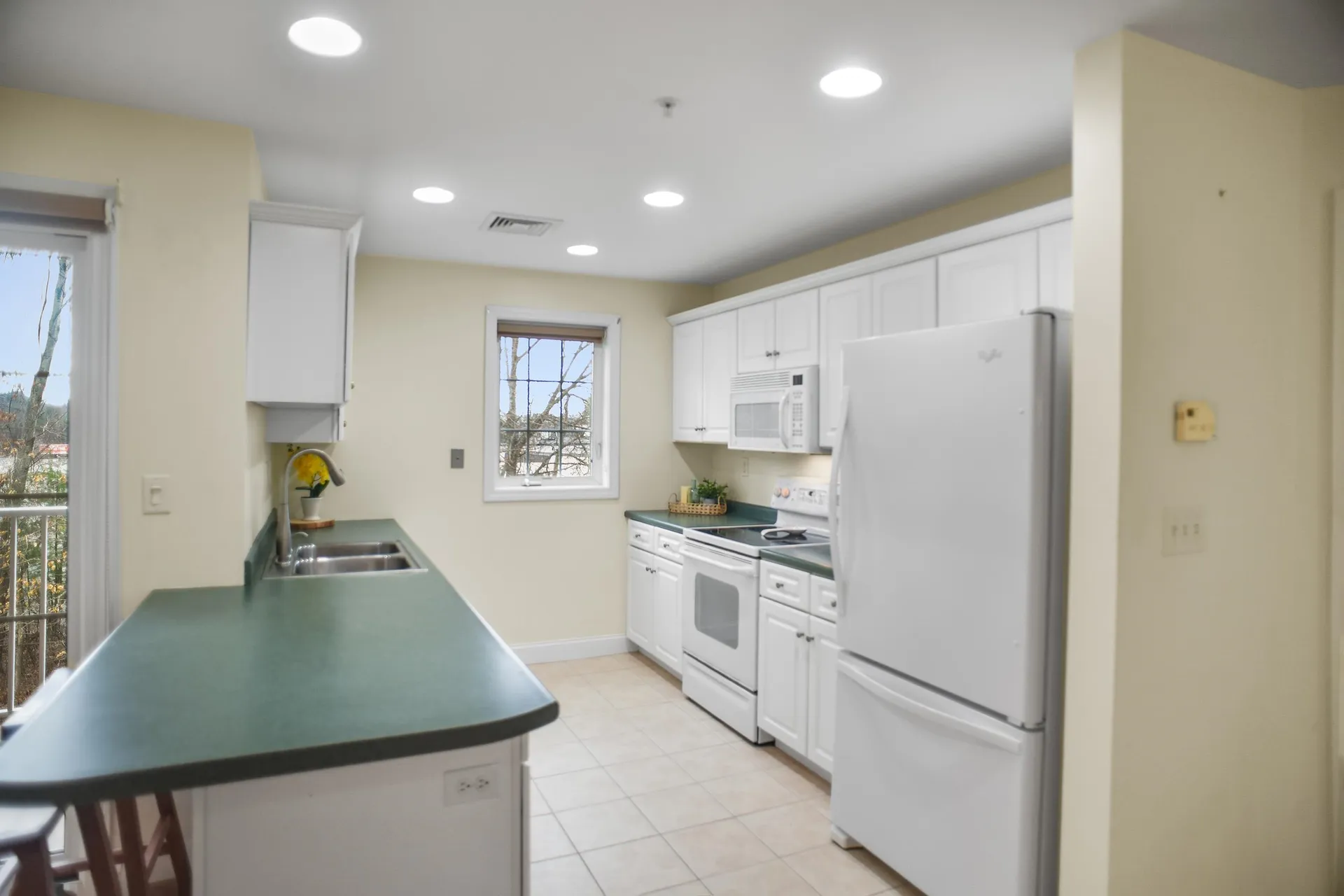 59 Cluff Road Salem NH 03079