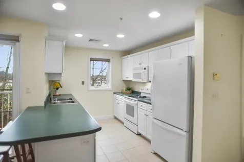 59 Cluff Road Salem NH 03079