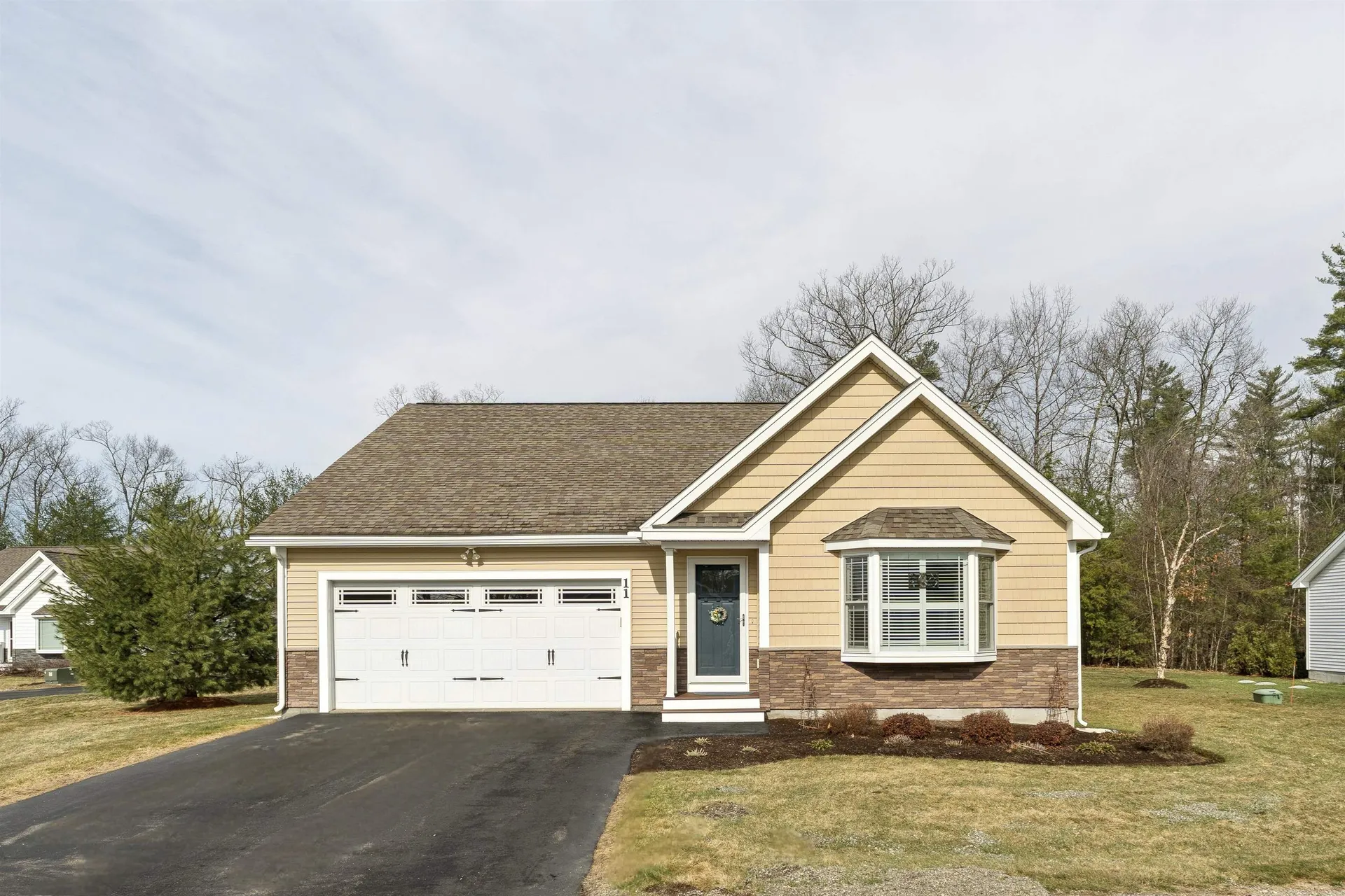 11 Castle Court Kingston NH 03848