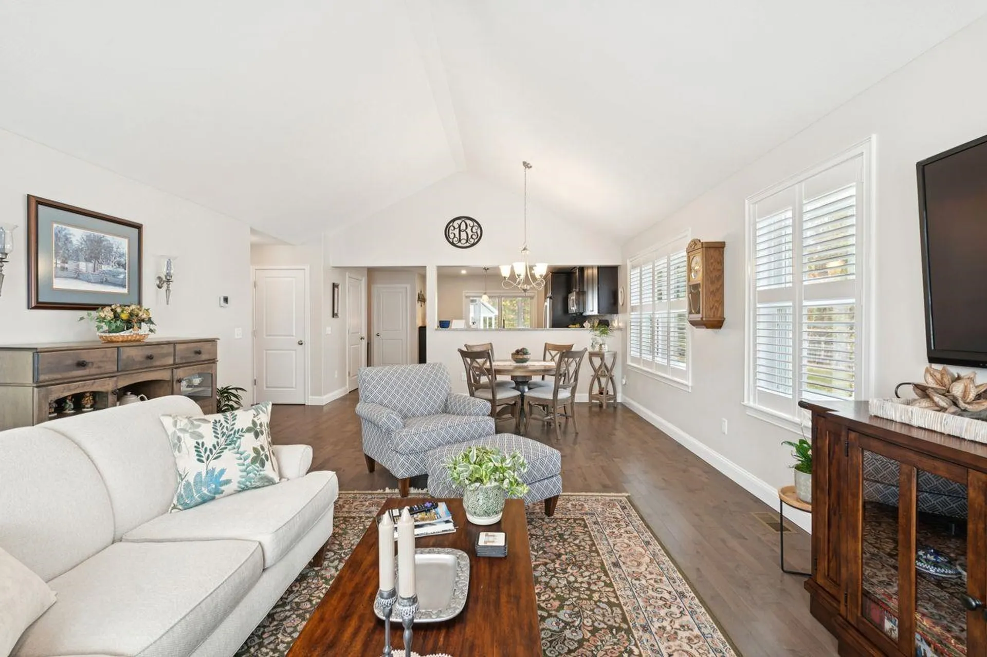 11 Castle Court Kingston NH 03848