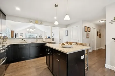 11 Castle Court Kingston NH 03848