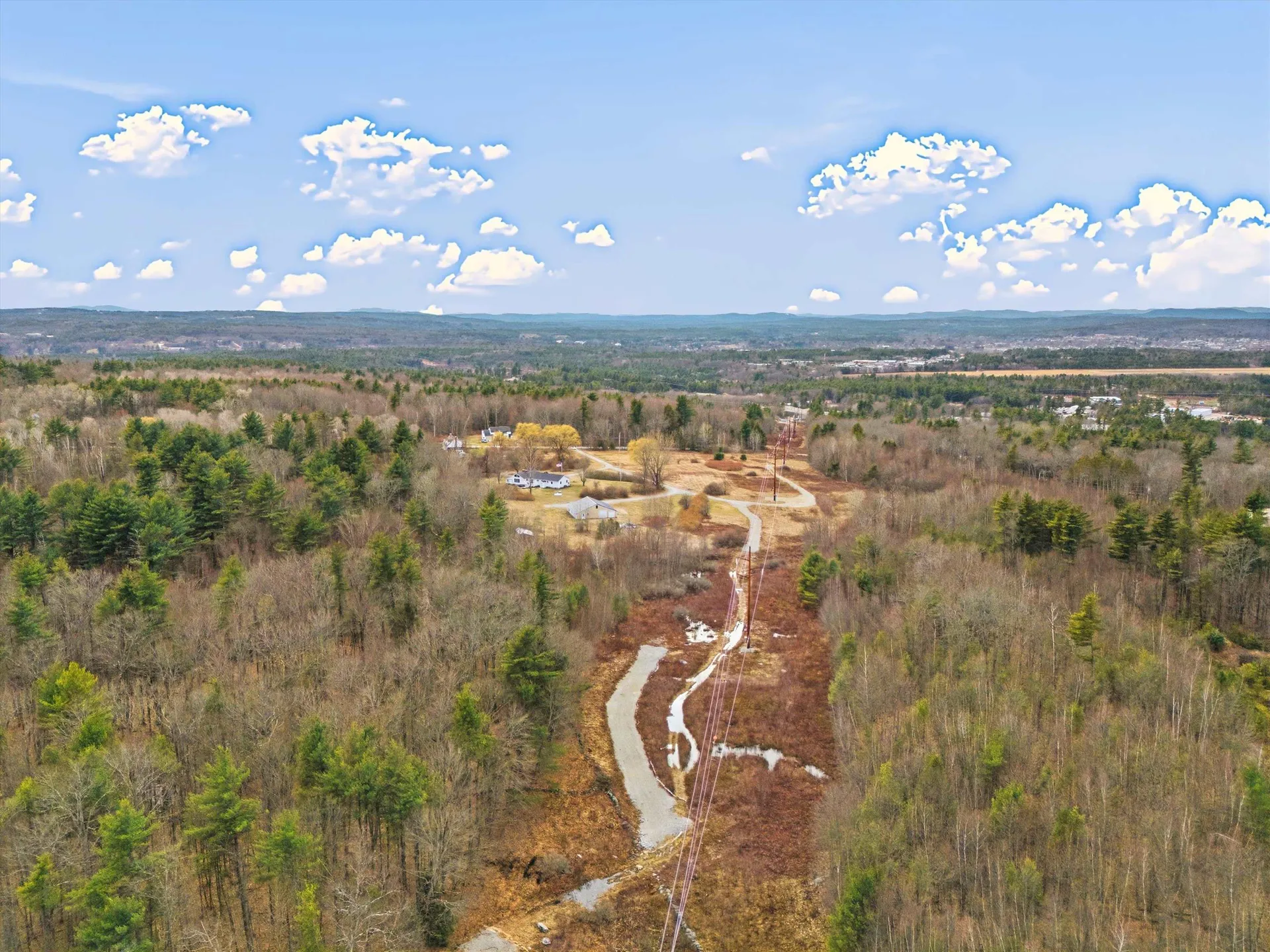 629 635 Fourth Range Road Pembroke NH 03275