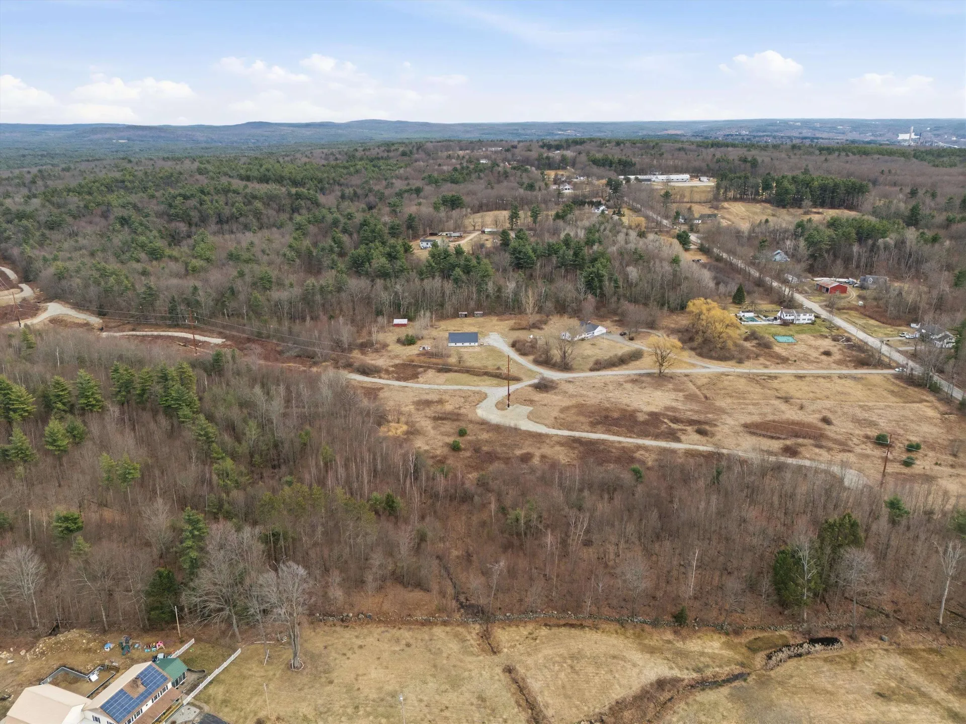 629 635 Fourth Range Road Pembroke NH 03275