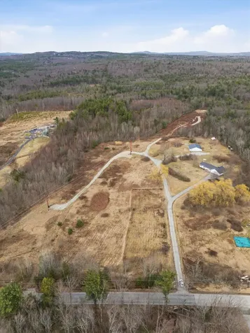 629 635 Fourth Range Road Pembroke NH 03275